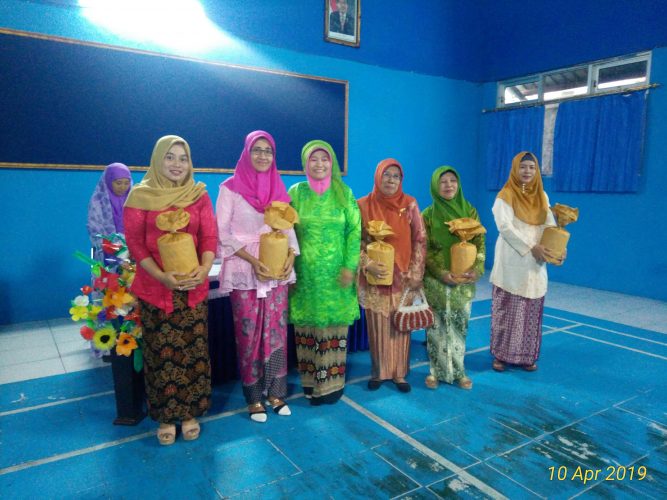 Pertemuan Rutin TP PKK, RT,RW Kelurahan Nambangan Kidul